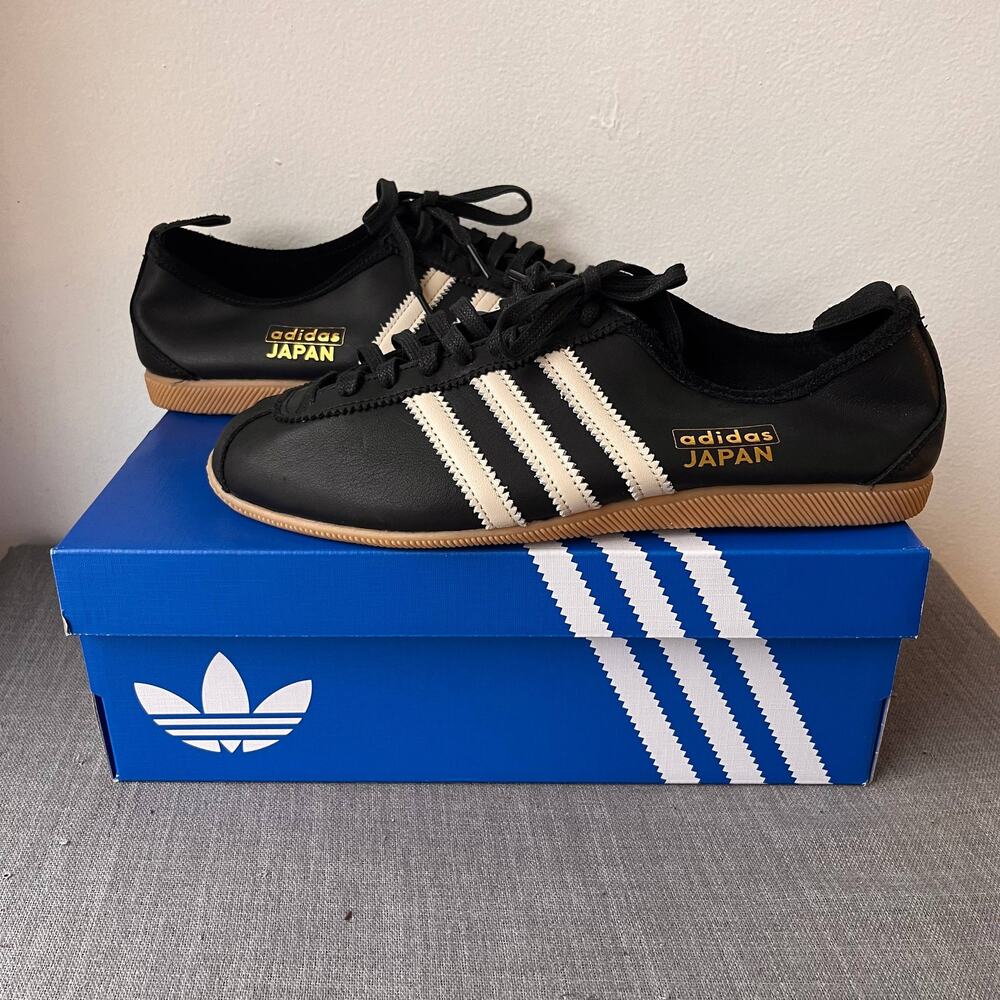 NWT Adidas Originals Japan Mens 9 Womens 10 Core Black Gold Gum Leather KK3438